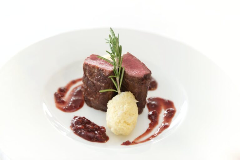 Onde tem mais proteína no ovo ou na carne? tem mais proteína no ovo ou na carne