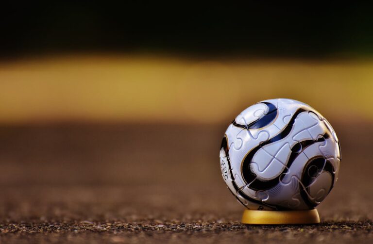 Qual aplicativo dá para assistir futebol? futebol ao vivo